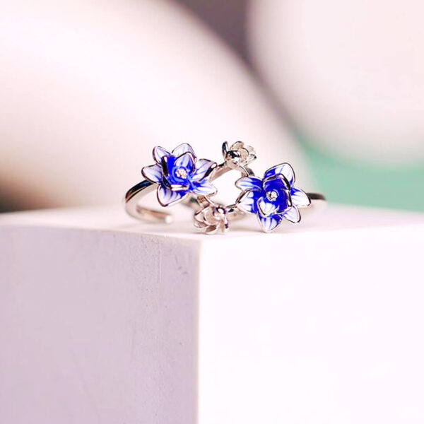 92.5 Silver Twin Floral Toe Ring with Blue Enamel Finish