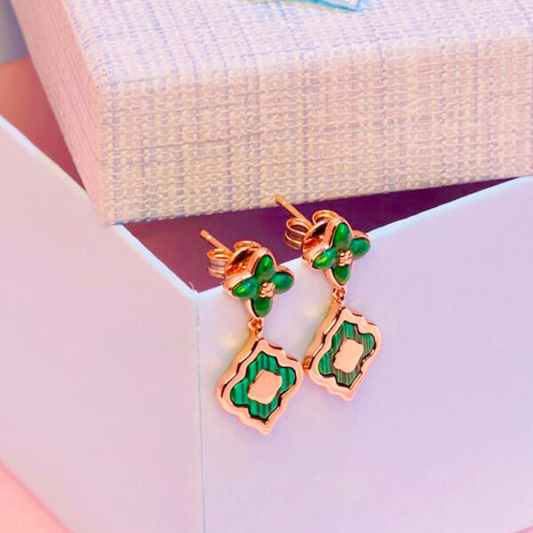 Radiant Pearl 18K Gold – Diamond Drop Earrings