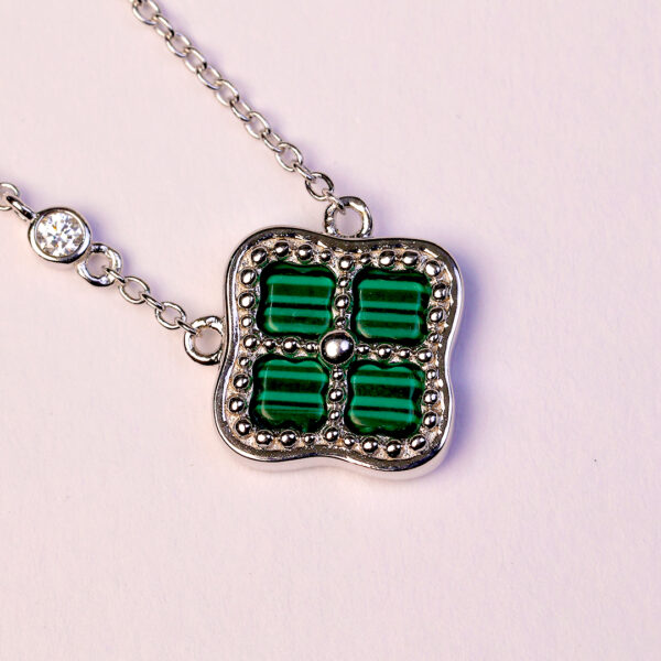 92.5 Silver clover elegance necklace with green stone and zircon accents - Image 3