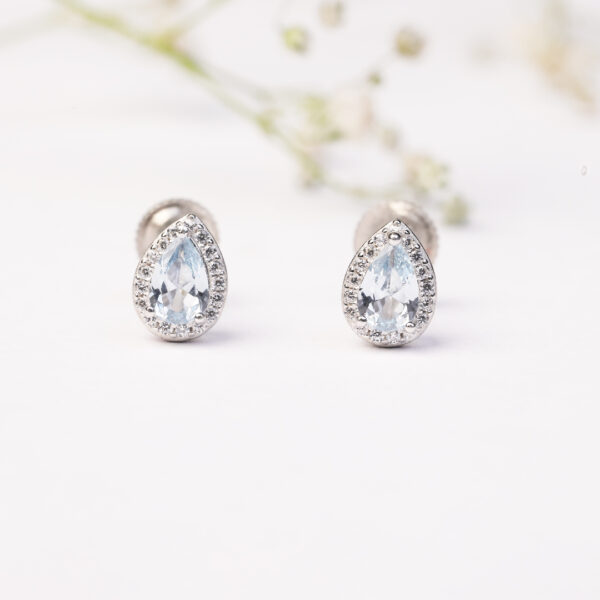 92.5 Silver Teardrop Pendant set with matching earrings surrounded by zircon stones - Image 5