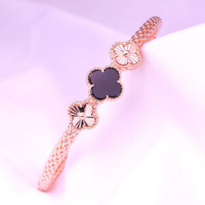 Rose Gold Black Clover Bracelet
