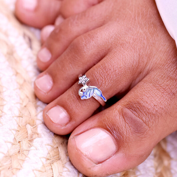 Midnight Bloom Toe Ring - Image 3