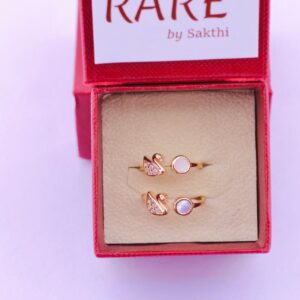 Swan Glow Adjustable Toe Rings