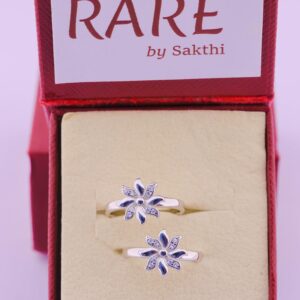 Sparkle Bloom Toe Ring