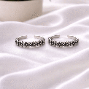 Chandrika Floral Silver Toe Ring