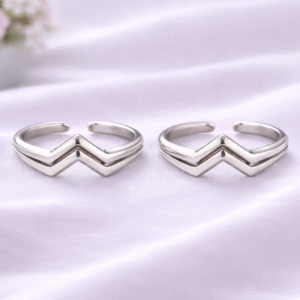 Double V Chic Toe Ring