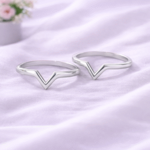 Solo Silver V-Toe Ring